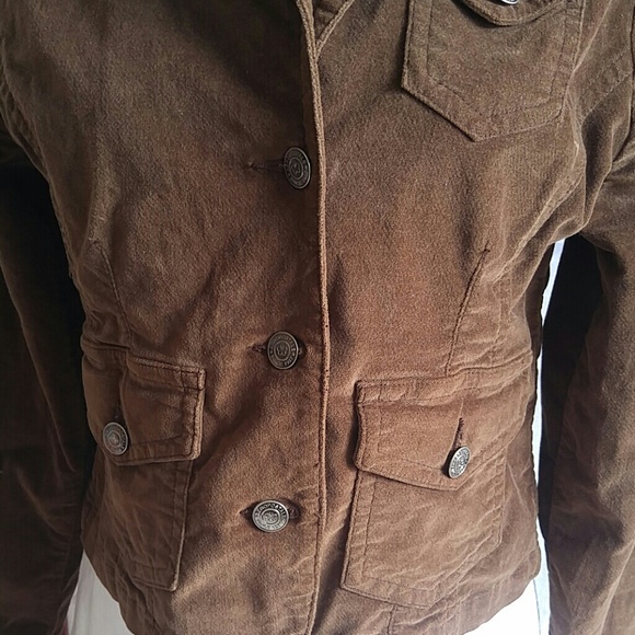 Blazer - Picture 2 of 7